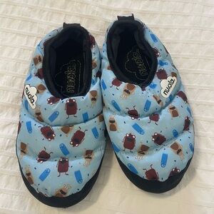 NUVOLA- CLASSIC PRINT KIDS SLIPPERS approx size 3